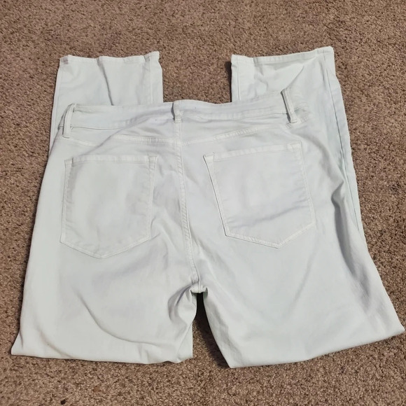 Ann Taylor Loft Women's Curvy Kick Crop Jean 30/10 - Picture 4 of 8